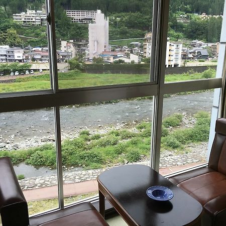 Hotel Suzunami Gero Exteriér fotografie